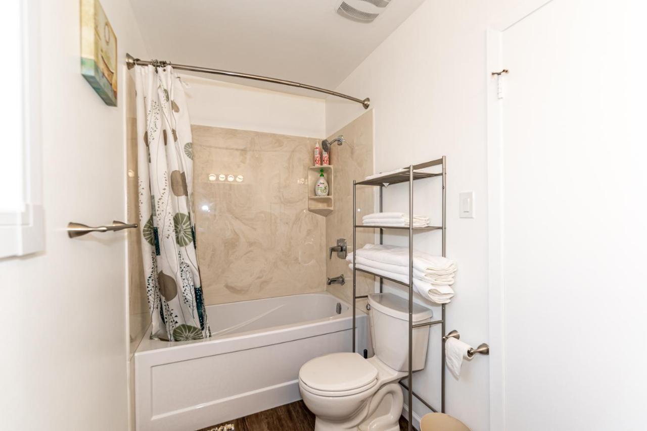 Holiday home Southgate 5 Bedroom Vacation With Double Garage Edmonton